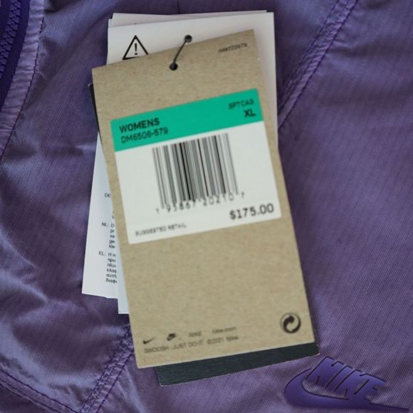 Nike DM6506 579 Women's Sz XL Purple Repel Tech Pack Packable Hooded Jacket $175 - Picture 9 of 12